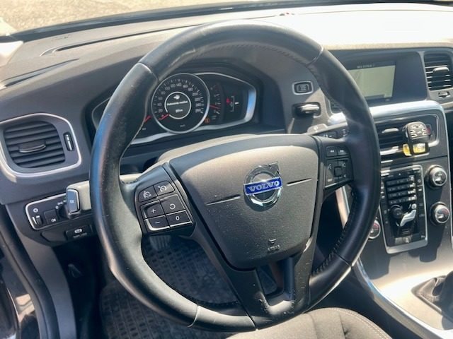 Volvo S60 D2 Momentum+CONTO VENDITA, del 2015, 120.000 km, in vendita a Borgo San Giacomo (BS)