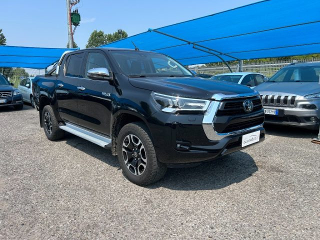 Toyota Hilux 2.4 D-4D 4WD 4 porte Double Cab- NON HA IVA usato a BORGO SAN GIACOMO