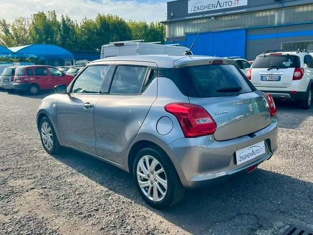 Suzuki Swift 1.2 Hybrid Top - foto 3 di 4