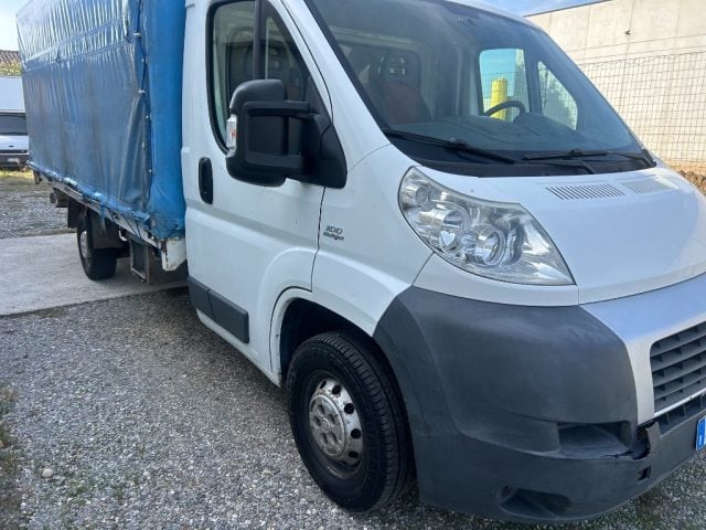 Fiat Ducato 30 2.2 MJT PM CASSONE/CENTINA - NON HA IVA - foto 2 di 4
