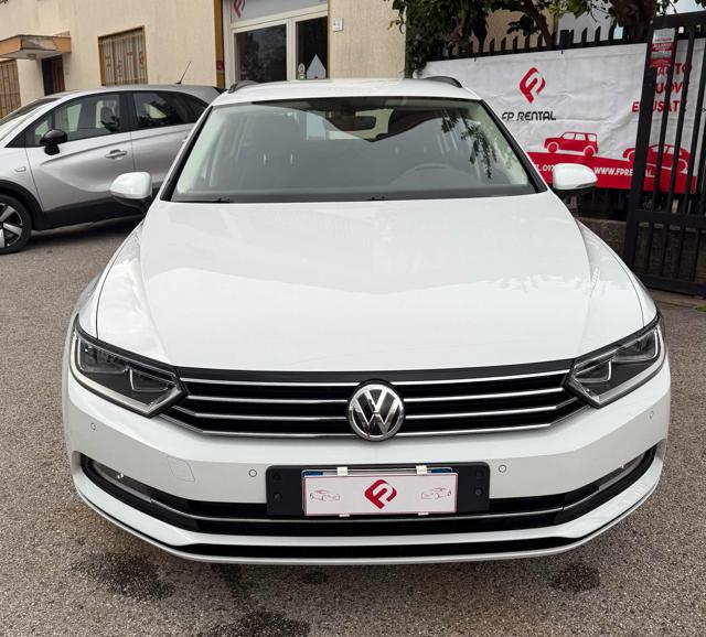 Volkswagen Passat Variant 1.6 TDI SCR DSG Business BMT, del 2017, 146.610 km, in vendita a Agropoli (SA)