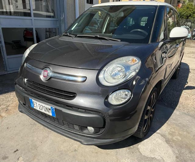 Fiat 500L Living 1.6 Multijet 105 CV Lounge, del 2013, 209.000 km, in vendita a Agropoli (SA)