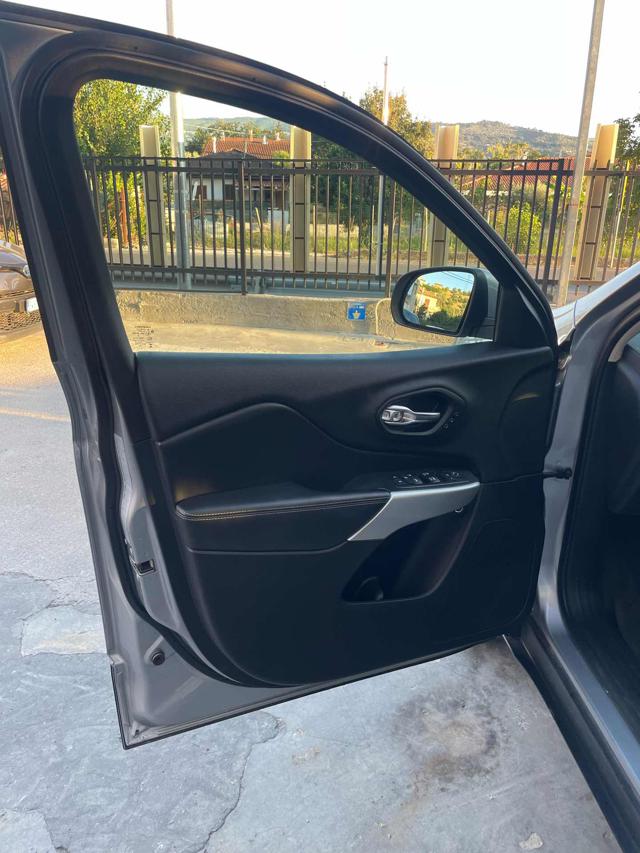 Jeep Cherokee 2.2 Mjt II 4WD Active Drive I Limited usato a AGROPOLI