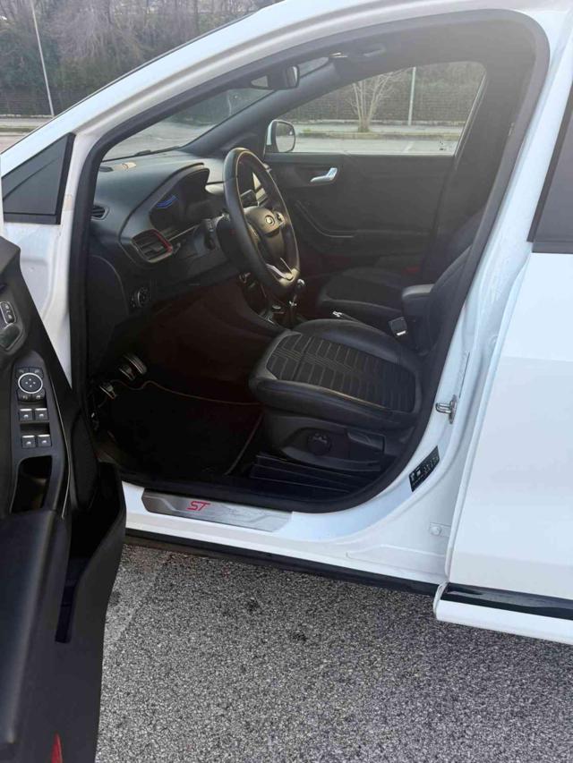 Ford Puma 1.0 EcoBoost 125 CV S&S aut. ST-Line X, del 2020, 114.000 km, in vendita a Agropoli (SA)