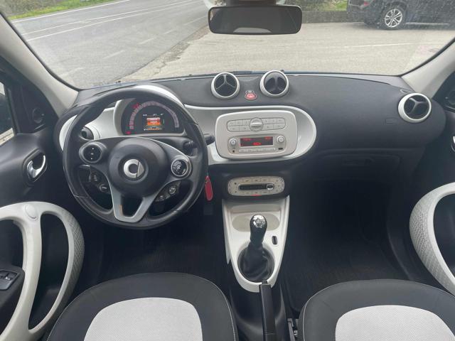 smart forFour 70 1.0 Passion, del 2015, 190.000 km, in vendita a Agropoli (SA)