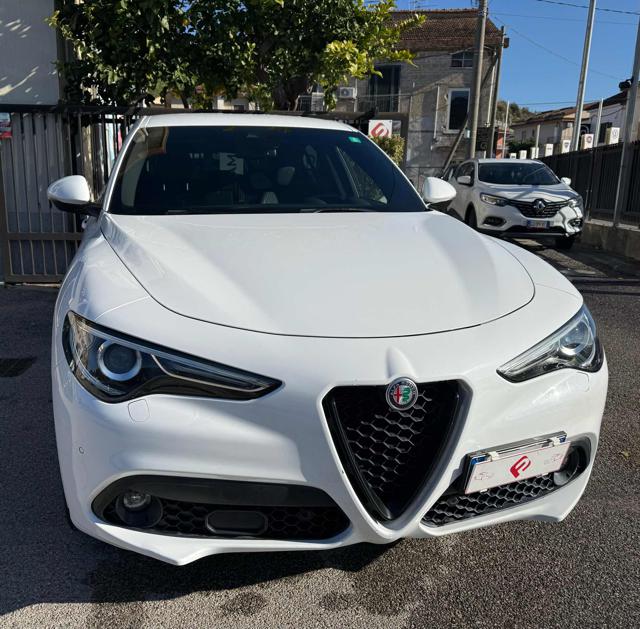 Alfa Romeo Stelvio 2.2 Turbodiesel 210 CV AT8 Q4 Veloce - foto 2 di 37