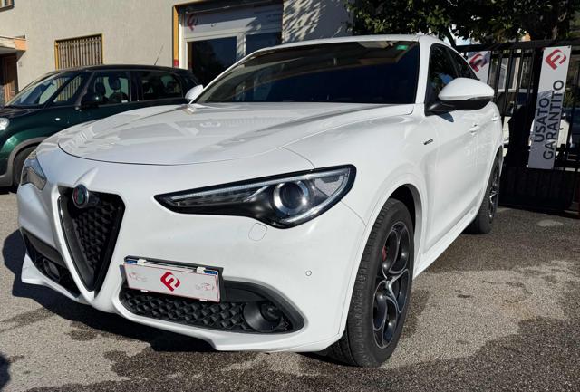 Alfa Romeo Stelvio 2.2 Turbodiesel 210 CV AT8 Q4 Veloce - foto 3 di 37