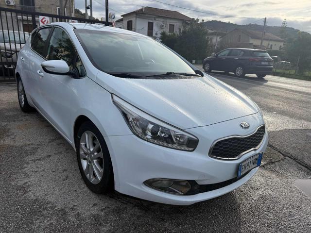 Kia cee'd 1.4 GPL 5 porte Class - foto 3 di 31