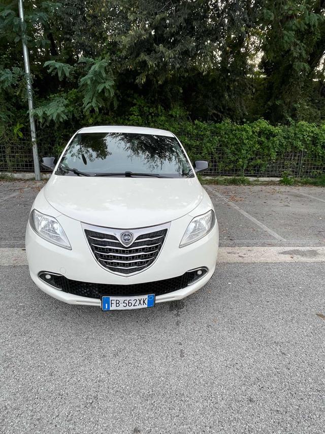 Lancia Ypsilon 1.3 MJT 16V 95 CV 5 porte S&S Elle usato a AGROPOLI