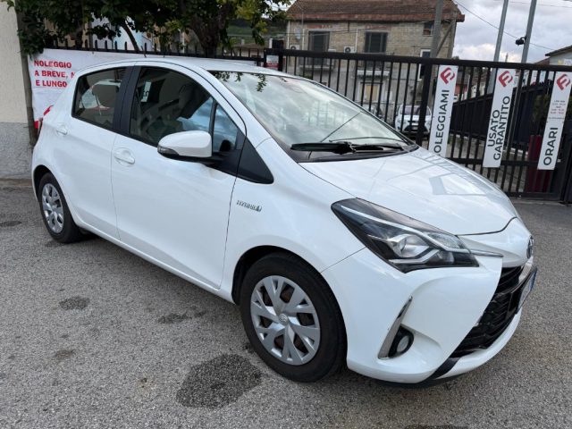 Toyota Yaris 1.5 Hybrid 5 porte Business - foto 2 di 38