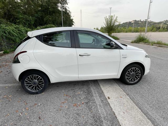 Lancia Ypsilon 1.3 MJT 16V 95 CV 5 porte S&S Elle, del 2015, 187.000 km, in vendita a Agropoli (SA)