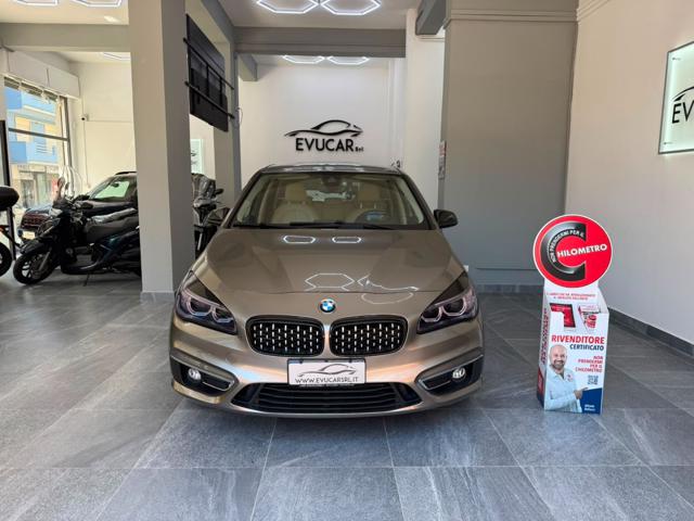BMW 218 d Active Tourer Luxury - foto 4 di 55