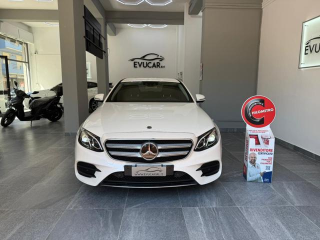 Mercedes-Benz E 220 d Auto Premium Plus - foto 2 di 4