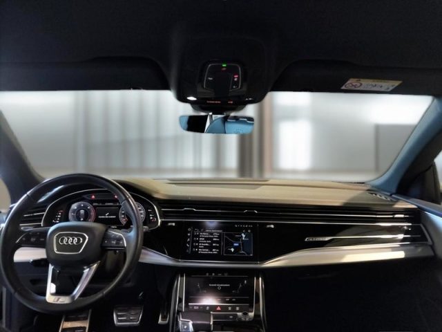 Audi Q8 45 TDI quattro tiptronic Sport - foto 3 di 4
