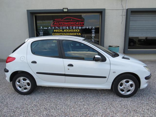 Peugeot 206 2.0 HDi 5p. XT - foto 4 di 28