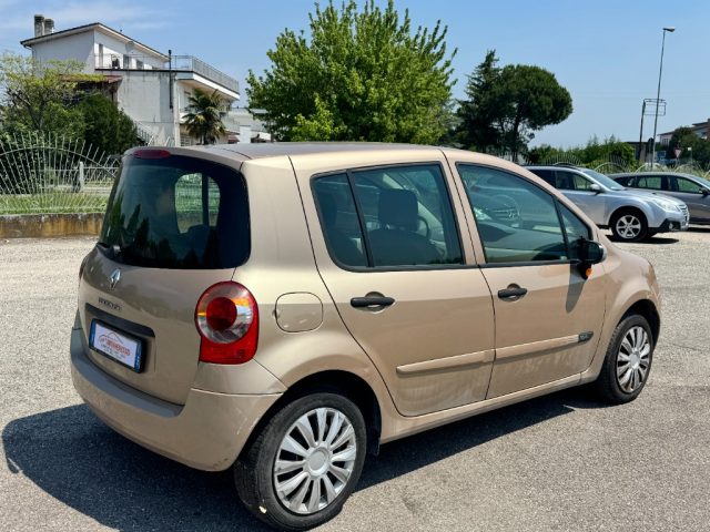 Renault Modus 1.2 16V Confort Privilège - foto 3 di 13