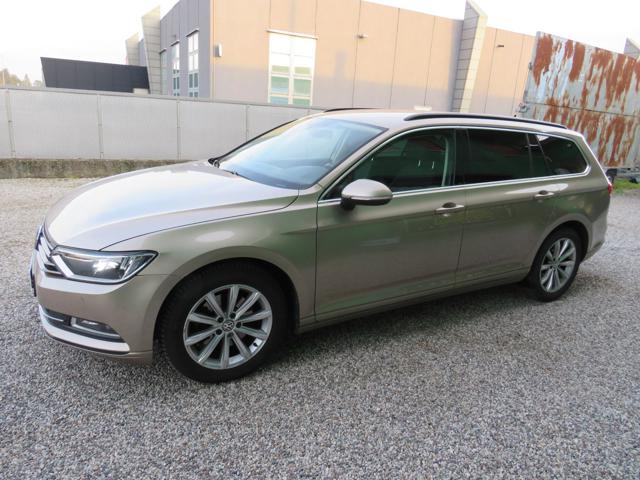 Volkswagen Passat Variant 1.6 TDI DSG BlueMotion Tech. - foto 2 di 4