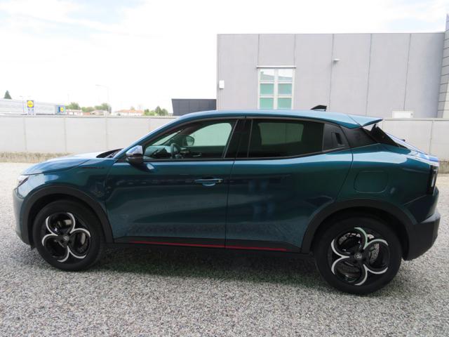 Alfa Romeo Junior 1.2 145 CV Hybrid eDCT6 Speciale - foto 2 di 4