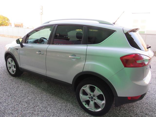 Ford Kuga 2.0 TDCi 163 CV 4WD Titanium DPF - foto 2 di 4