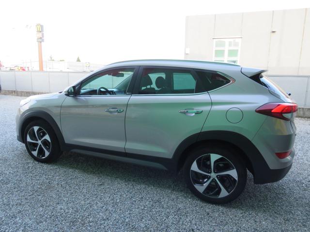 Hyundai TUCSON 1.7 CRDi DCT XPossible - foto 2 di 4