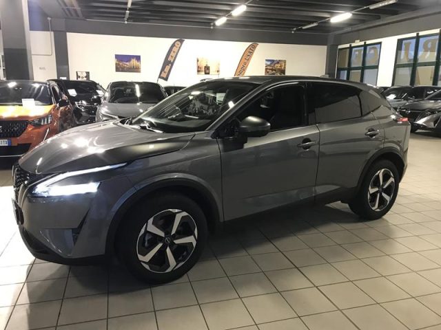 Nissan Qashqai 1.3 Mild Hybrid 158CV X-Tronic N-Connecta usato a GALLARATE