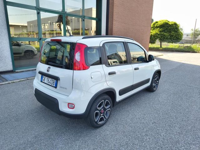 Fiat Panda 1.0 FireFly S&S Hybrid City Life NEOPATENTATI - foto 3 di 4
