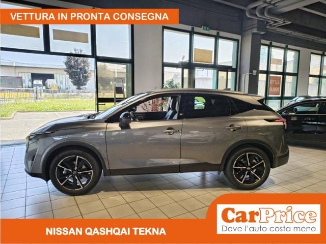 Nissan Qashqai 1.3 Mild Hybrid 158CV X-Tronic 4WD Tekna - foto 2 di 4