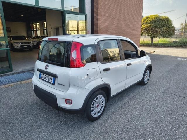 Fiat Panda 1.0 Hybrid City Life NEOPATENTATI - foto 3 di 4