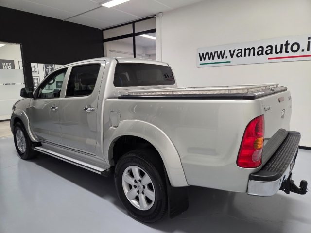 Toyota Hilux 3.0 D-4D 4WD MANUALE - foto 4 di 4