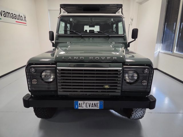 Land Rover Defender 110 2.4 TD4 SE *PERFETTO* - foto 2 di 4