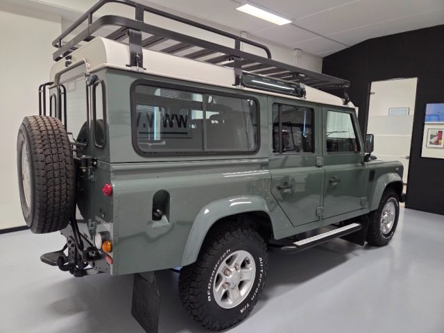 Land Rover Defender 110 2.4 TD4 SE *PERFETTO* - foto 4 di 4