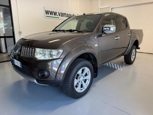 Mitsubishi L200 2.5 DI-D/136CV Double Cab Invite usato a PARMA