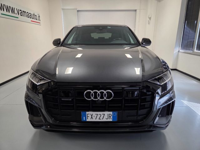 Audi Q8 55 TFSI quattro Sline IVA ESPOSTA - foto 2 di 4
