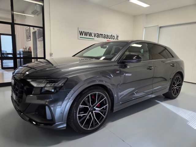 Audi Q8 55 TFSI quattro Sline IVA ESPOSTA usato a PARMA