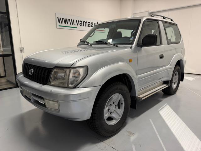 Toyota Land Cruiser 3.0 Tdi D-4D cat 3 porte KDJ90*TRAINO* usato a PARMA