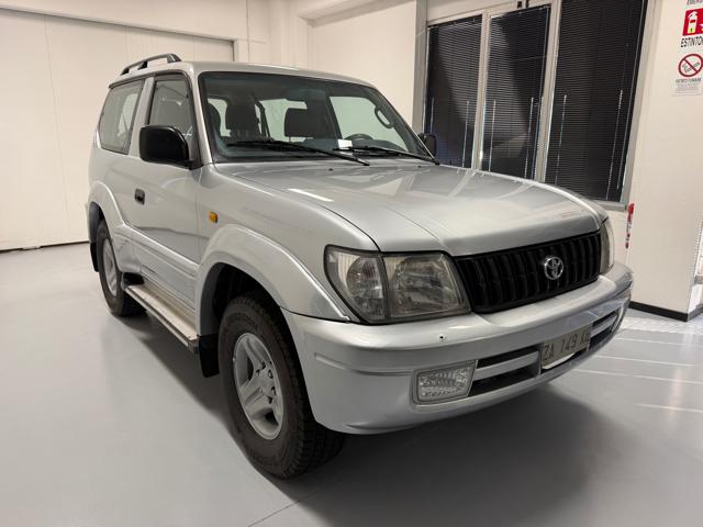 Toyota Land Cruiser 3.0 Tdi D-4D cat 3 porte KDJ90*TRAINO* - foto 3 di 4