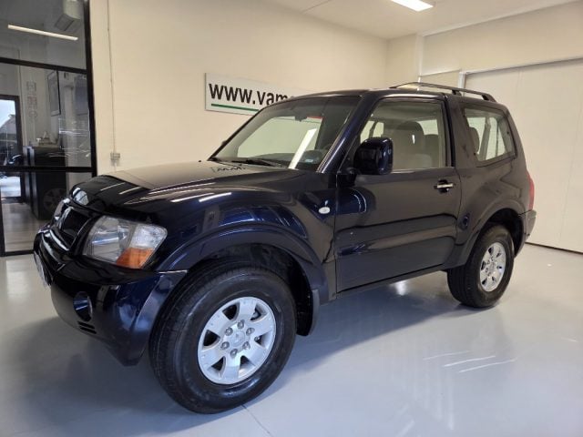 Mitsubishi Pajero 2.5 TDI 3p.RESTYLING, del 2003, 218.000 km, in vendita a Parma (PR)