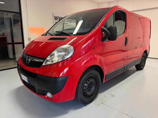 Opel Vivaro 27 2.0 CDTI 120CV PC-TN Furgone Fap, del 2013, 288.000 km, in vendita a Parma (PR)