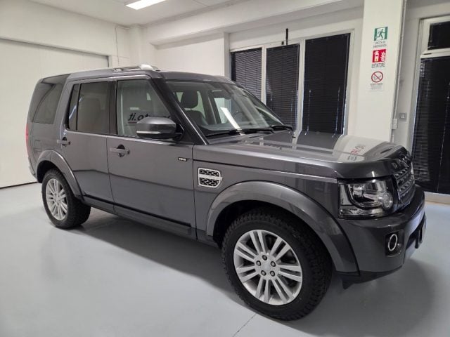 Land Rover Discovery 4 3.0 TDV6 HSE EURO6B 7 POSTI - foto 3 di 4