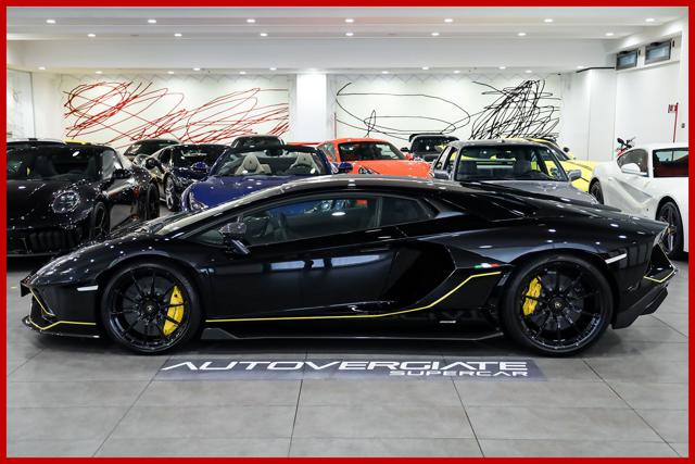 Lamborghini Aventador Ultimae 6.5 V12|FULL CARBON SPEC|IVA ESP|1 OF 350 - foto 4 di 15