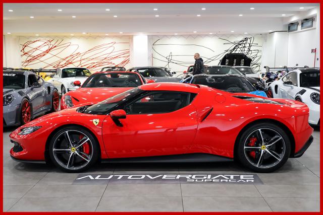 Ferrari 296 **GTB|LIFT|DISPLAY PASS|RETROCAMERA| - foto 4 di 4