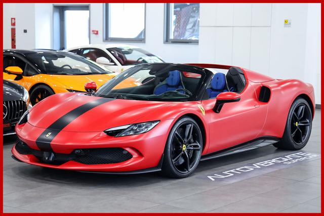 Ferrari 296 GTS 296 GTS|ROSSO MATTE|FULL CARBON SPEC usato a VARESE