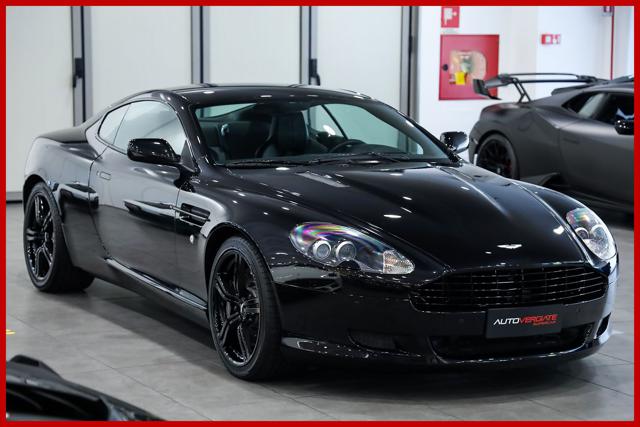 Aston Martin DB9 **Coupé Touchtronic - foto 3 di 4
