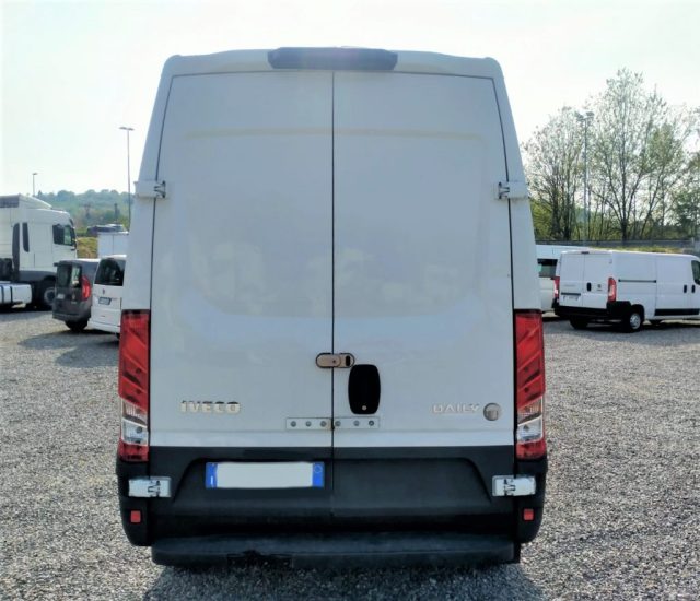 Iveco Daily 35S12V Furgone - foto 4 di 4