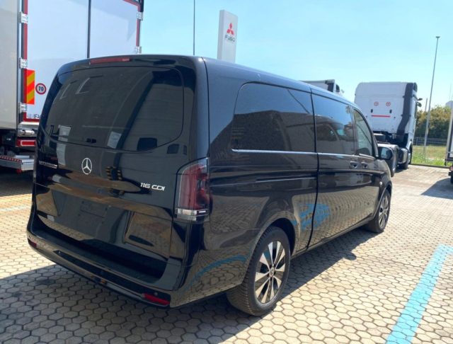 Mercedes-Benz Vito 116 Tourer Select Extra-Long - foto 3 di 4