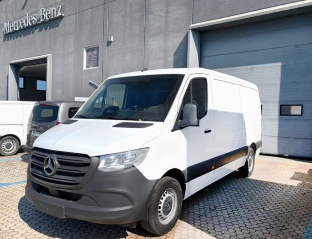 Mercedes-Benz Sprinter 311 37/35 PRO Furgone nuovo a FILAGO