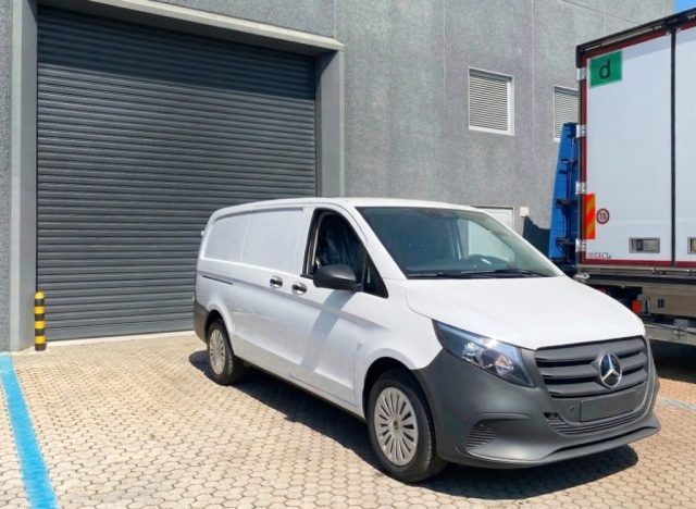 Mercedes-Benz Vito 114 Furgone Long - foto 2 di 9