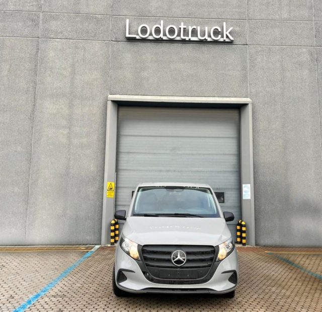 Mercedes-Benz Vito 110 Mixto Pro Long - foto 2 di 4