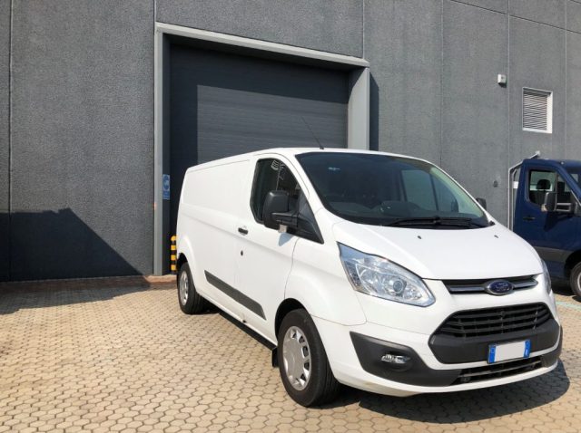 Ford Transit Custom furgone - foto 2 di 4