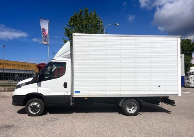 Iveco Daily 35C14 furgonato, del 2024, 18.675 km, in vendita a Filago (BG)